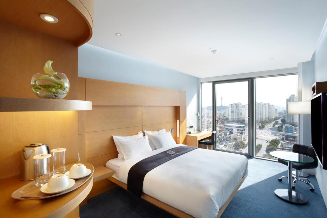 Eldis Regent Hotel Daegu Exteriör bild